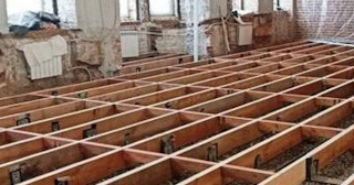 Демонтаж деревянных перекрытий - Качественные услуги в Канске от Сварной-Кнс от 720 руб.