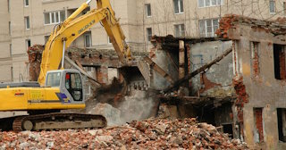 Демонтаж фасада в Канске: цены за м2 от 360 рублей | Сварной-Кнс